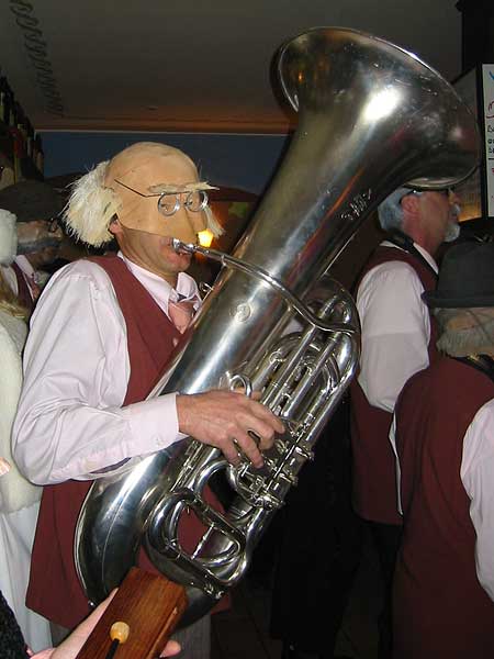 tuba